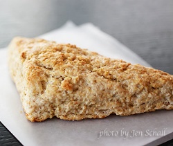 http://www.merrygourmet.com/2010/08/guest-post-whole-wheat-buttermilk-scones/scone-thumbnail-250/