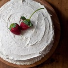 strawberry cake with vanilla buttercream